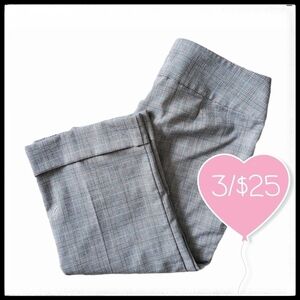 ⭐3/$25⭐ Ricki's Women's Plaid Capris Size 2